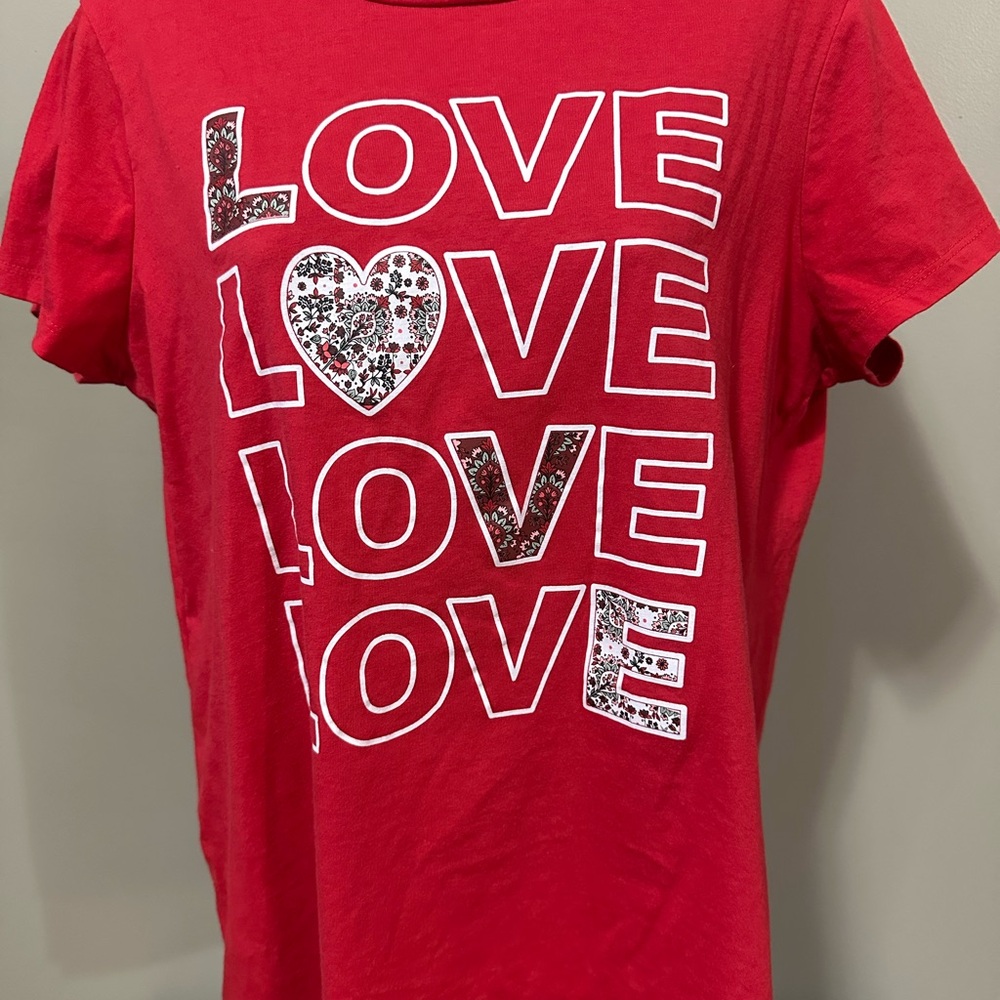 Bobbie Brooks Red Love Graphic Short Sleeve Tee